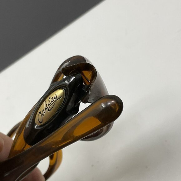 Oakley Pocket Dark Amber Frame No Lenses 04-233 From 2003 main image 9